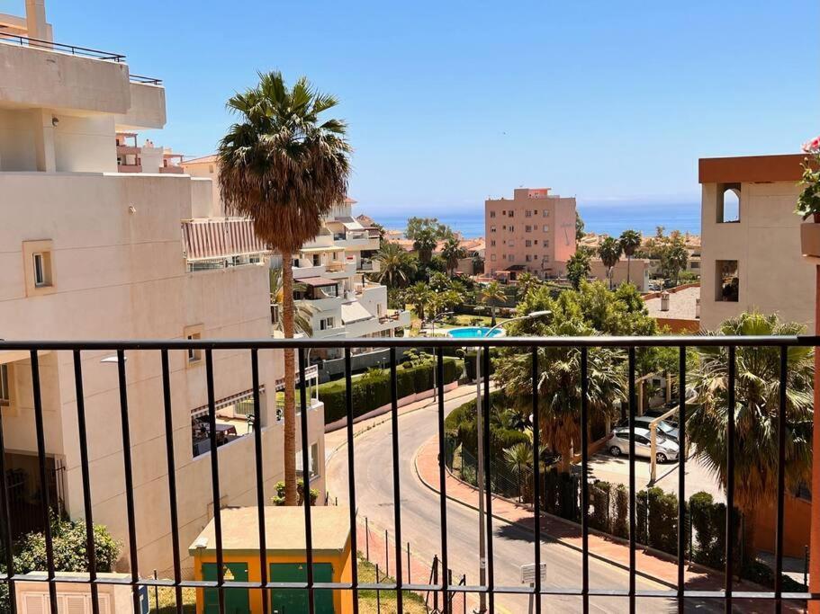 Benalmadena Costa Malaga Apartamento Muy Acogedor Con Vistas Al Mar Terraza Gigante Para Verano E Invierno Parking Екстер'єр фото