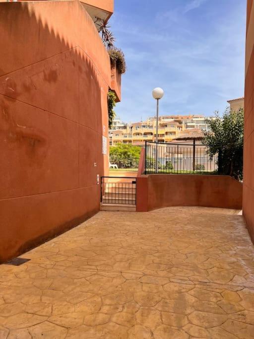 Benalmadena Costa Malaga Apartamento Muy Acogedor Con Vistas Al Mar Terraza Gigante Para Verano E Invierno Parking Екстер'єр фото