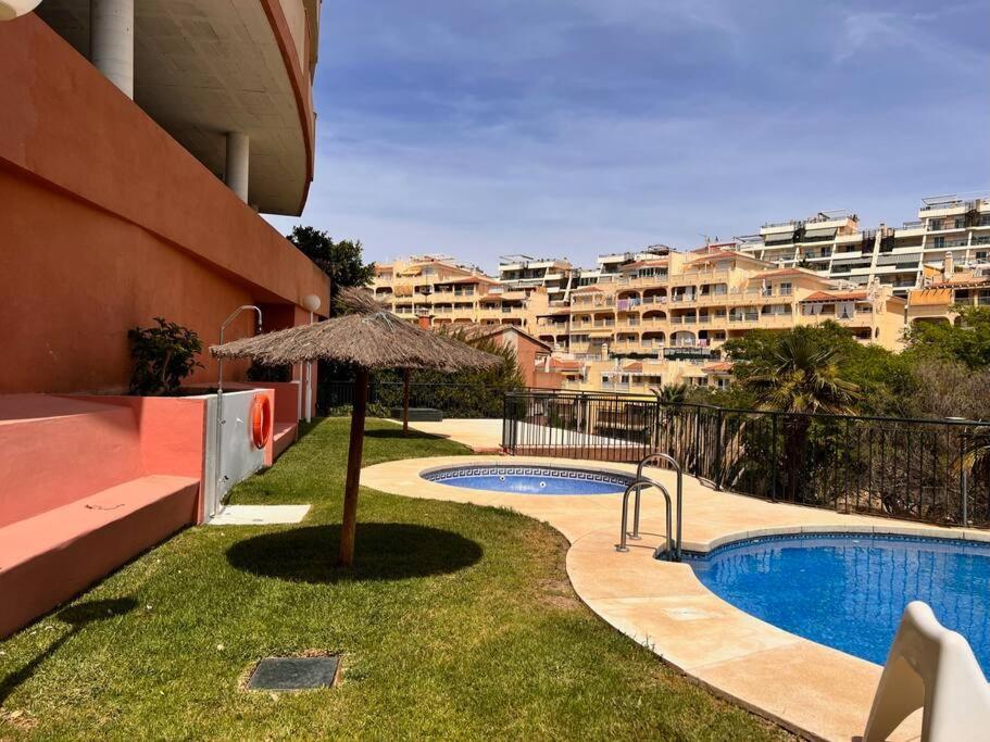 Benalmadena Costa Malaga Apartamento Muy Acogedor Con Vistas Al Mar Terraza Gigante Para Verano E Invierno Parking Екстер'єр фото
