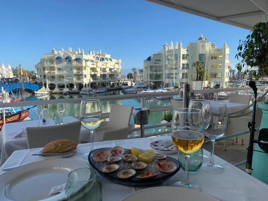 Benalmadena Costa Malaga Apartamento Muy Acogedor Con Vistas Al Mar Terraza Gigante Para Verano E Invierno Parking Екстер'єр фото